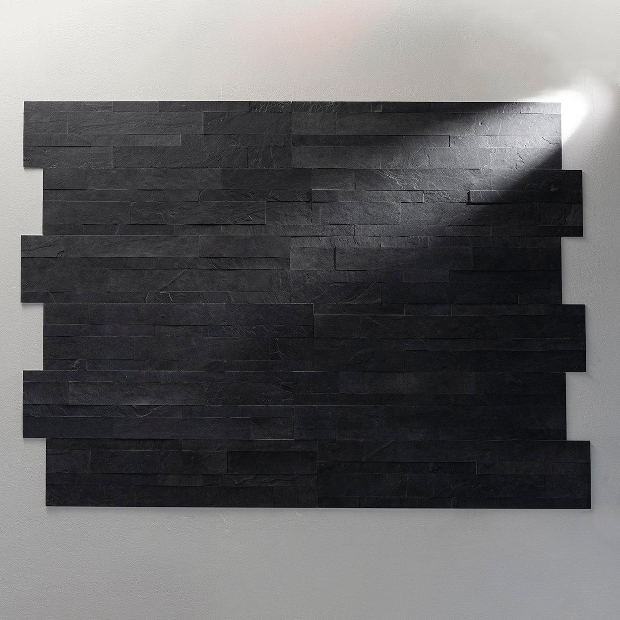 自然石 SESAME BLACK